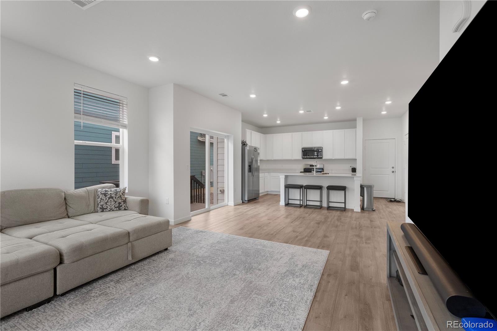 MLS Image #5 for 745  aspen avenue,bennett, Colorado