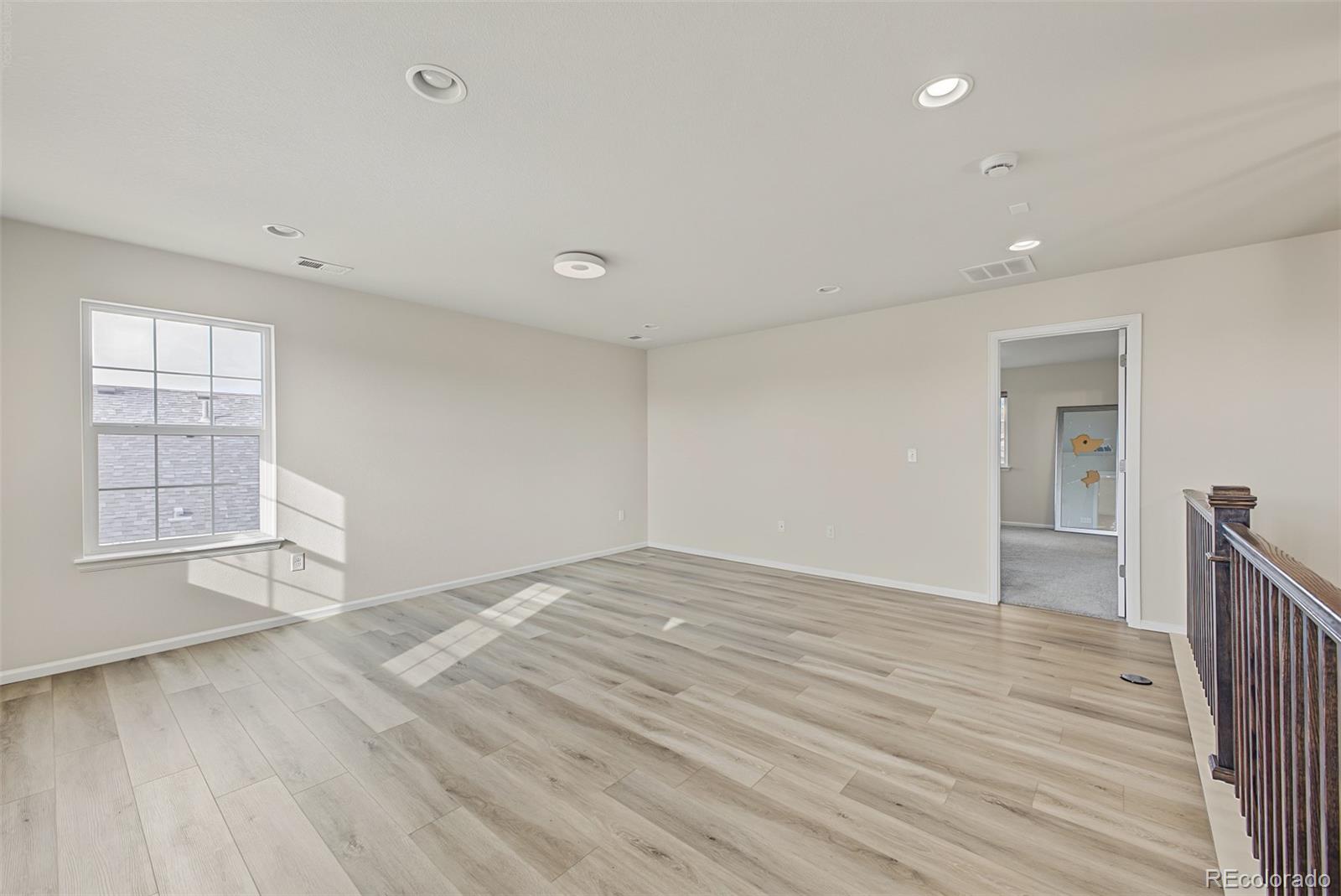 MLS Image #20 for 9734  ceylon street,commerce city, Colorado