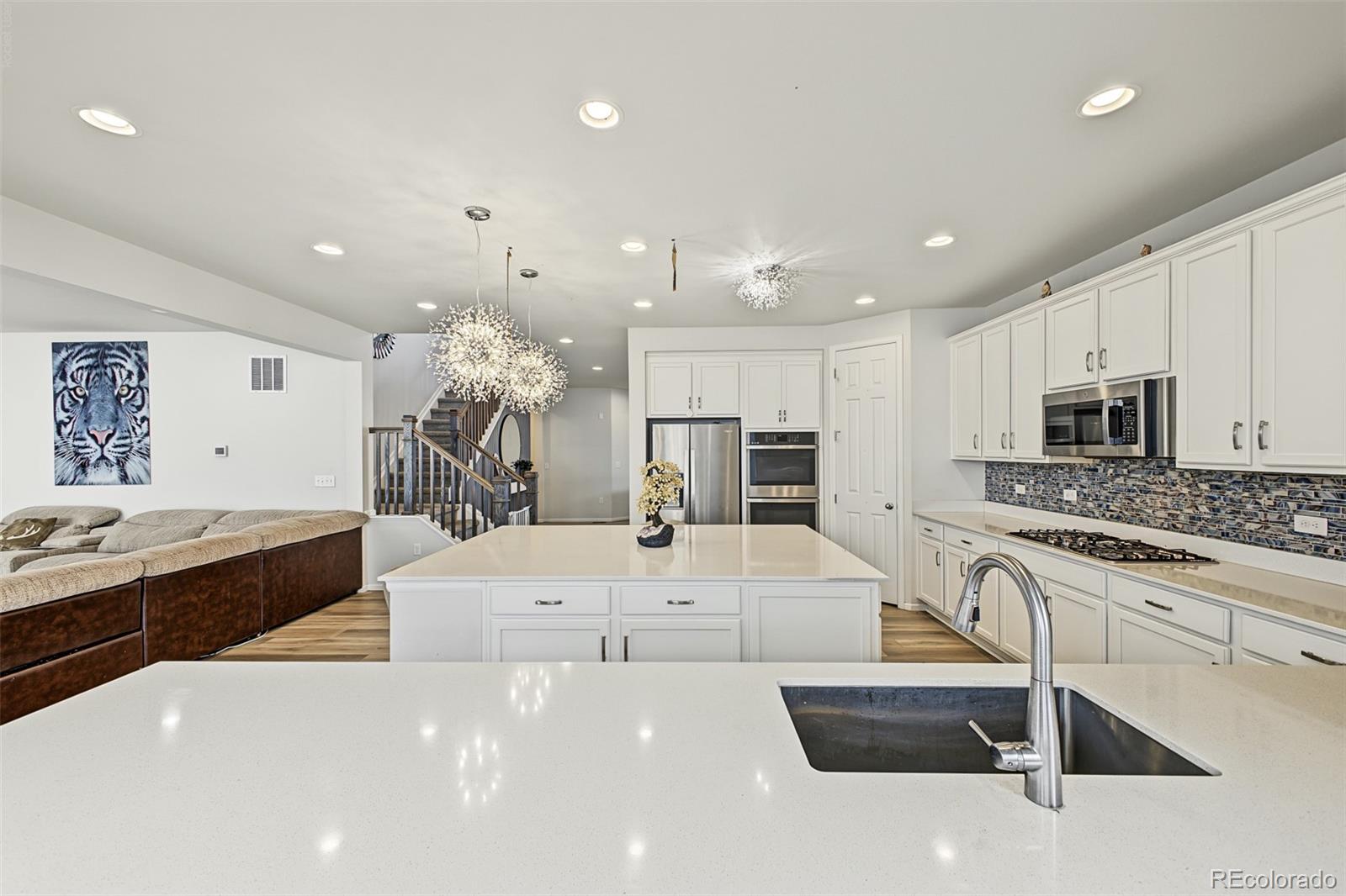 MLS Image #8 for 9734  ceylon street,commerce city, Colorado