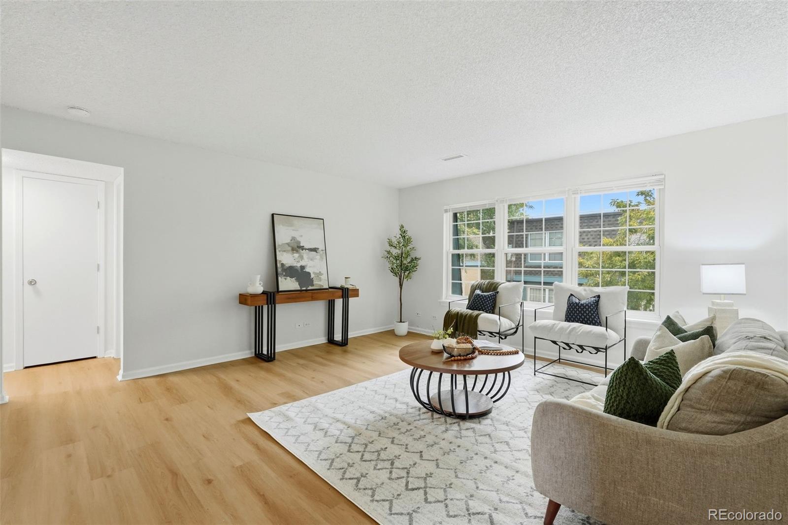 MLS Image #4 for 9240 e girard avenue 5,denver, Colorado
