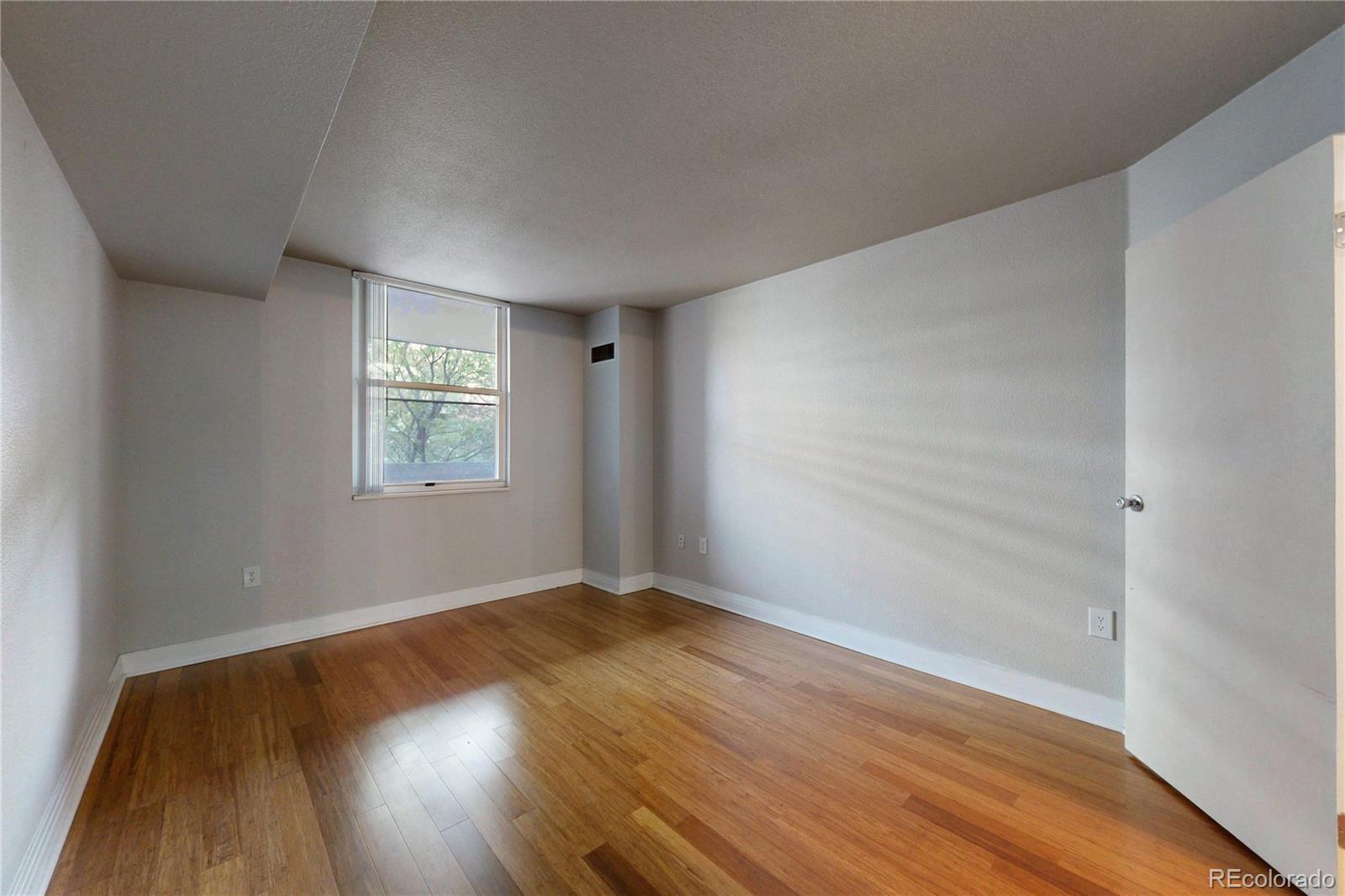 MLS Image #11 for 601 w 11th avenue,denver, Colorado