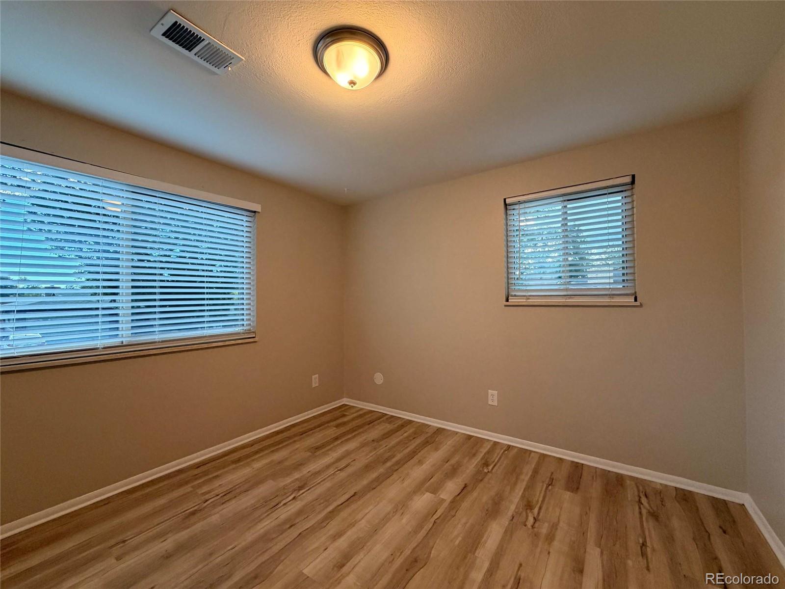 MLS Image #14 for 2965 s eaton street,denver, Colorado