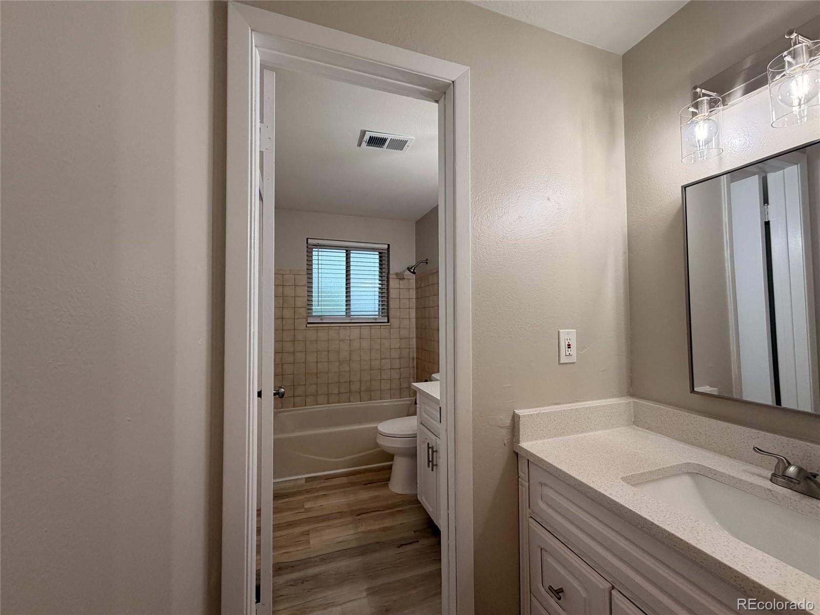 MLS Image #18 for 2965 s eaton street,denver, Colorado