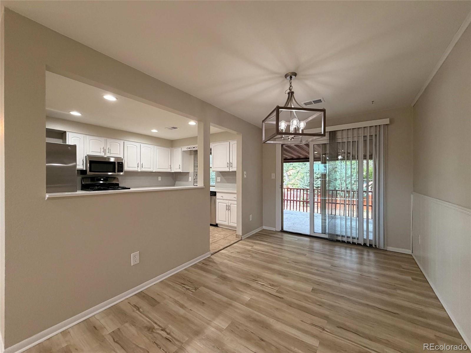 MLS Image #5 for 2965 s eaton street,denver, Colorado