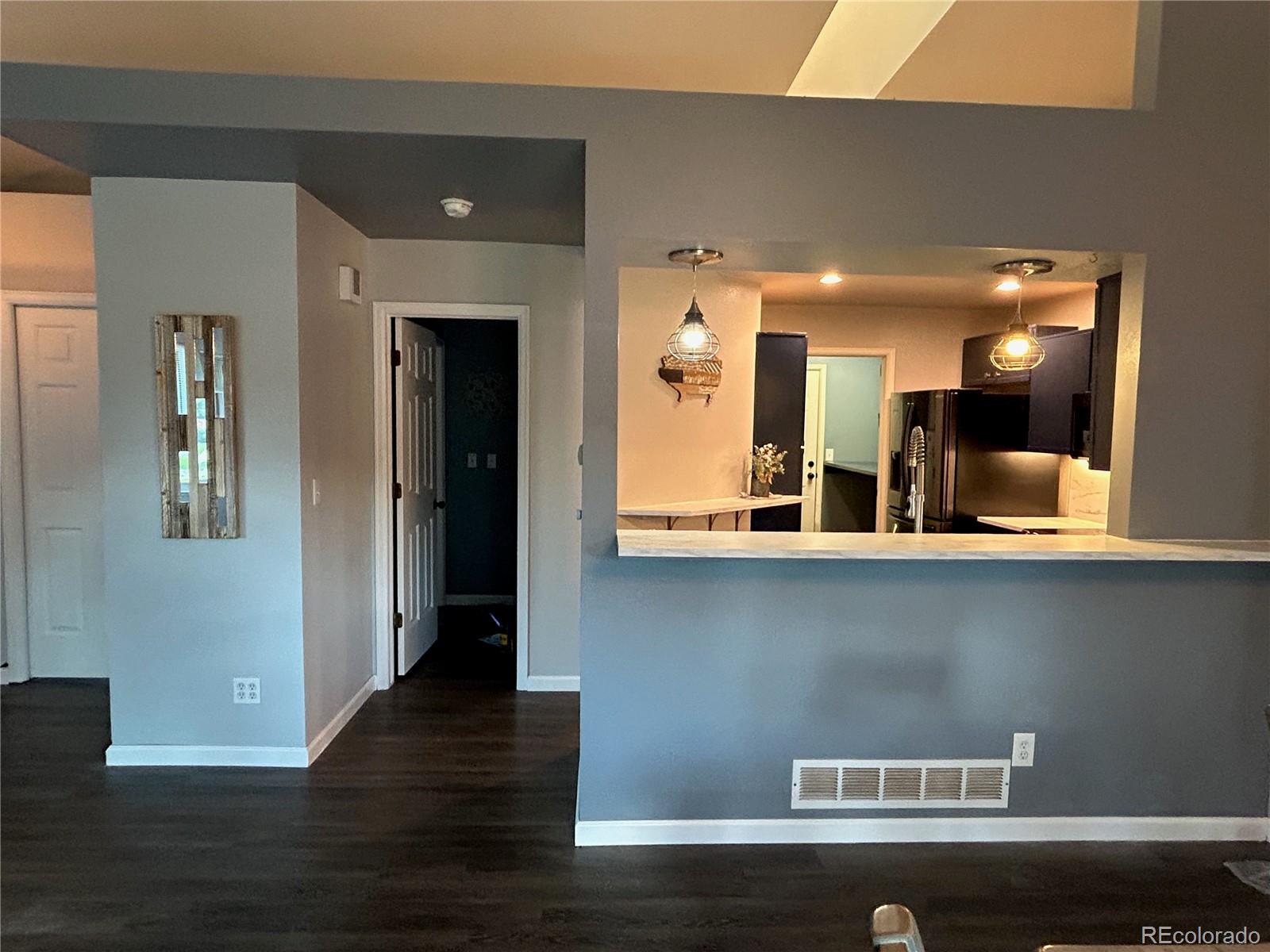 MLS Image #11 for 2125 s troy way,aurora, Colorado