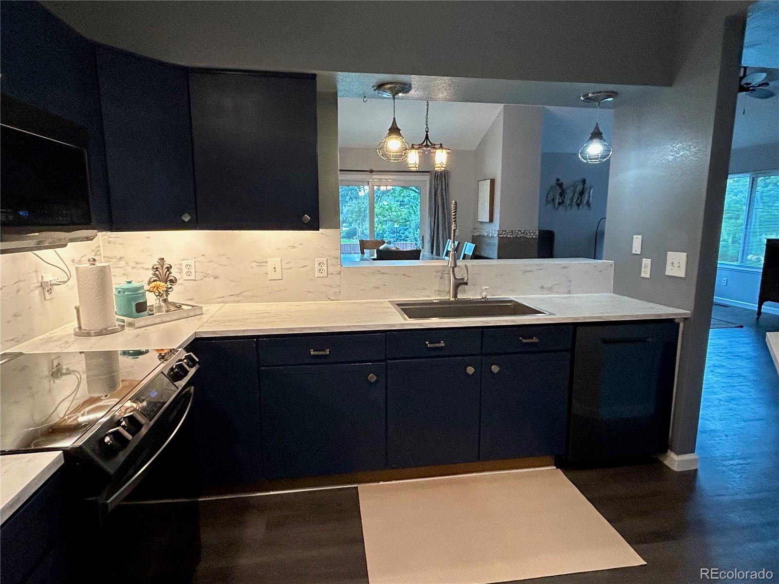 MLS Image #13 for 2125 s troy way,aurora, Colorado