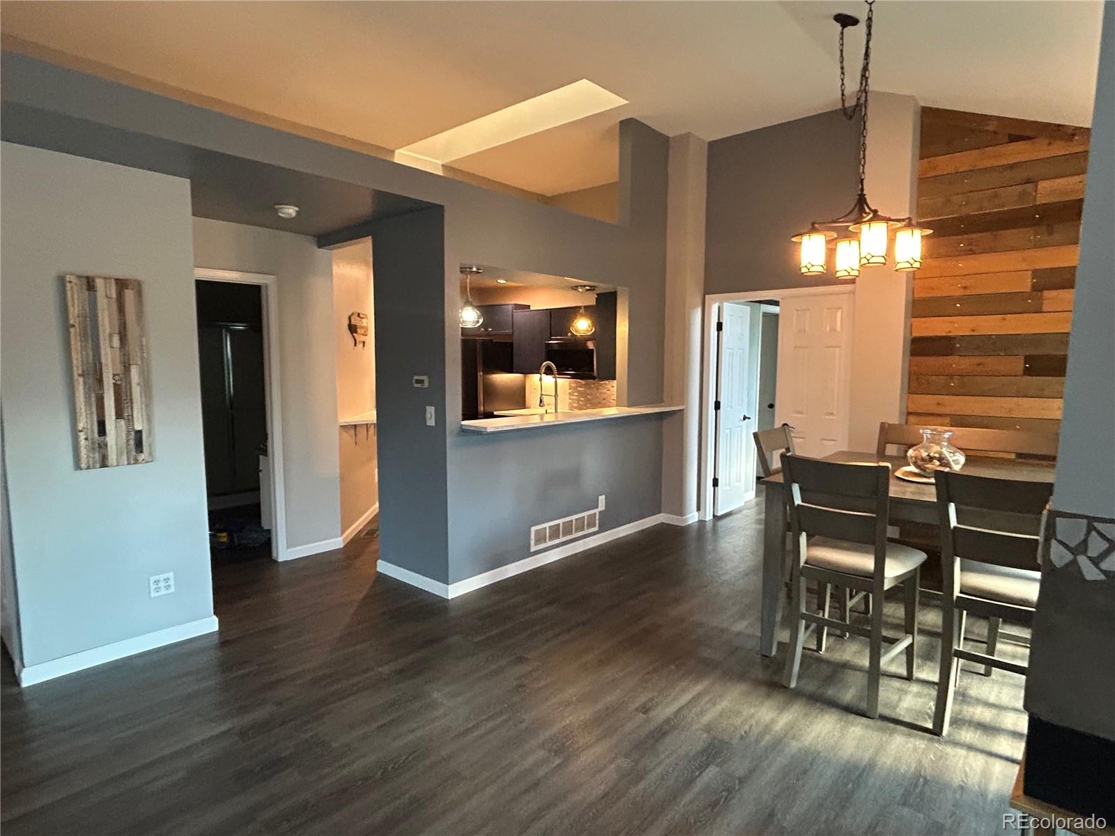 MLS Image #6 for 2125 s troy way,aurora, Colorado