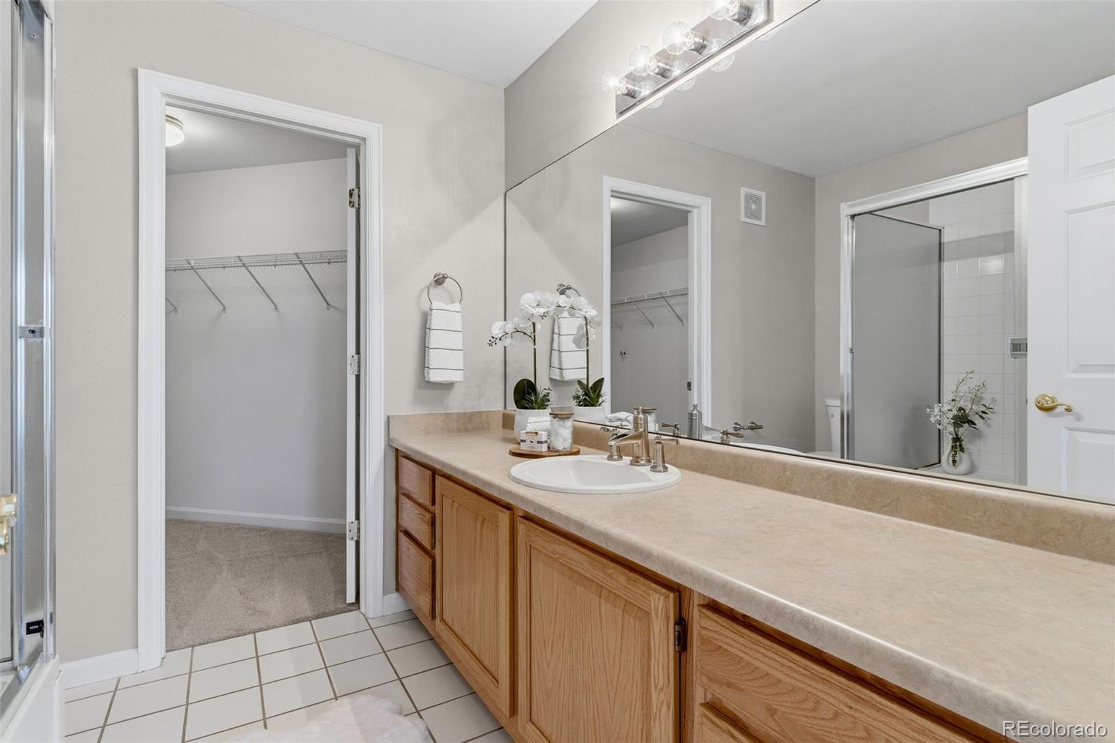 MLS Image #17 for 12304 w cross drive,littleton, Colorado