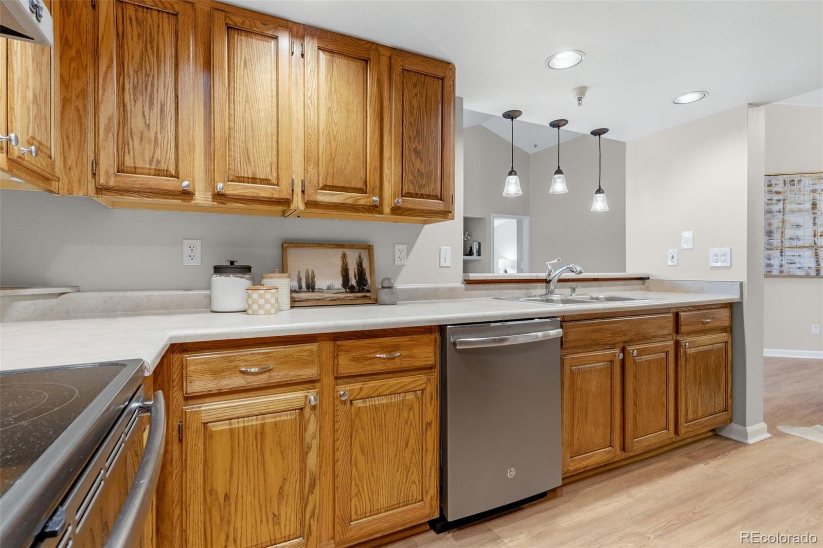 MLS Image #7 for 12304 w cross drive,littleton, Colorado