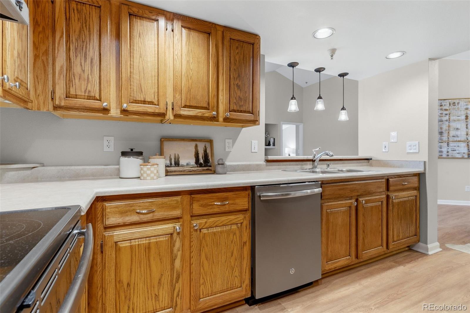 MLS Image #8 for 12304 w cross drive,littleton, Colorado
