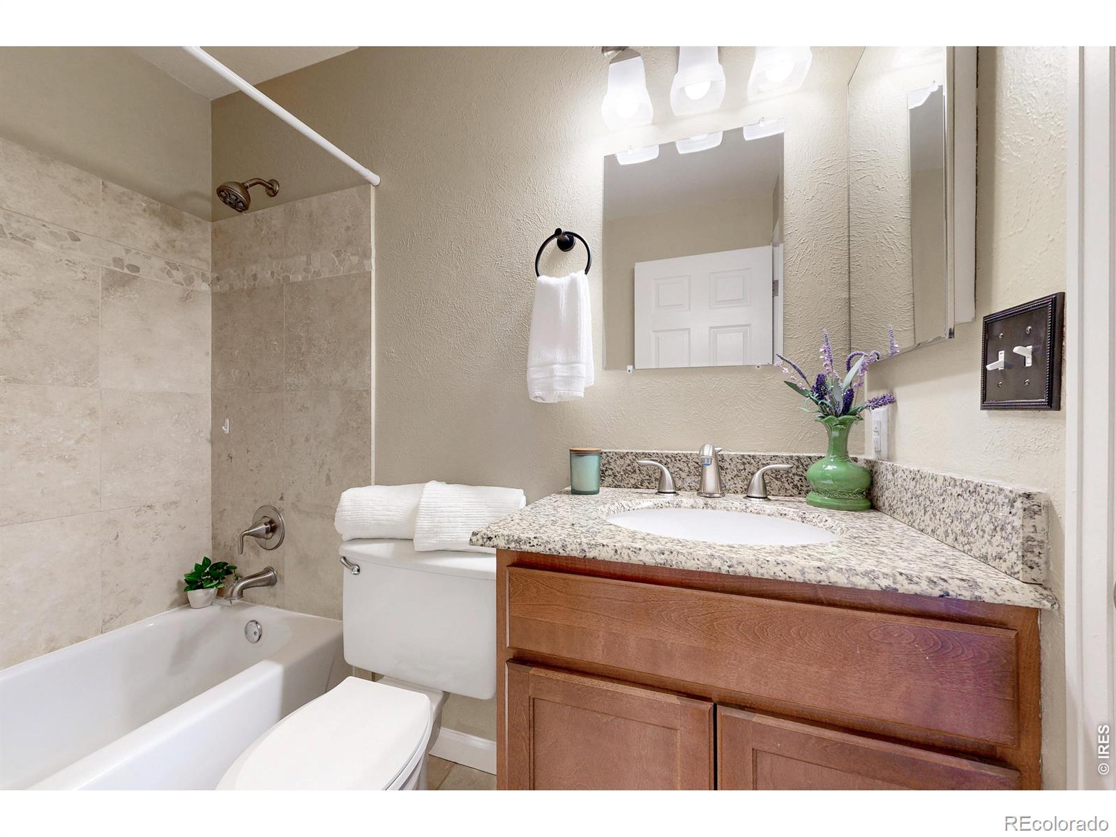 MLS Image #12 for 5047 e 112th court,thornton, Colorado