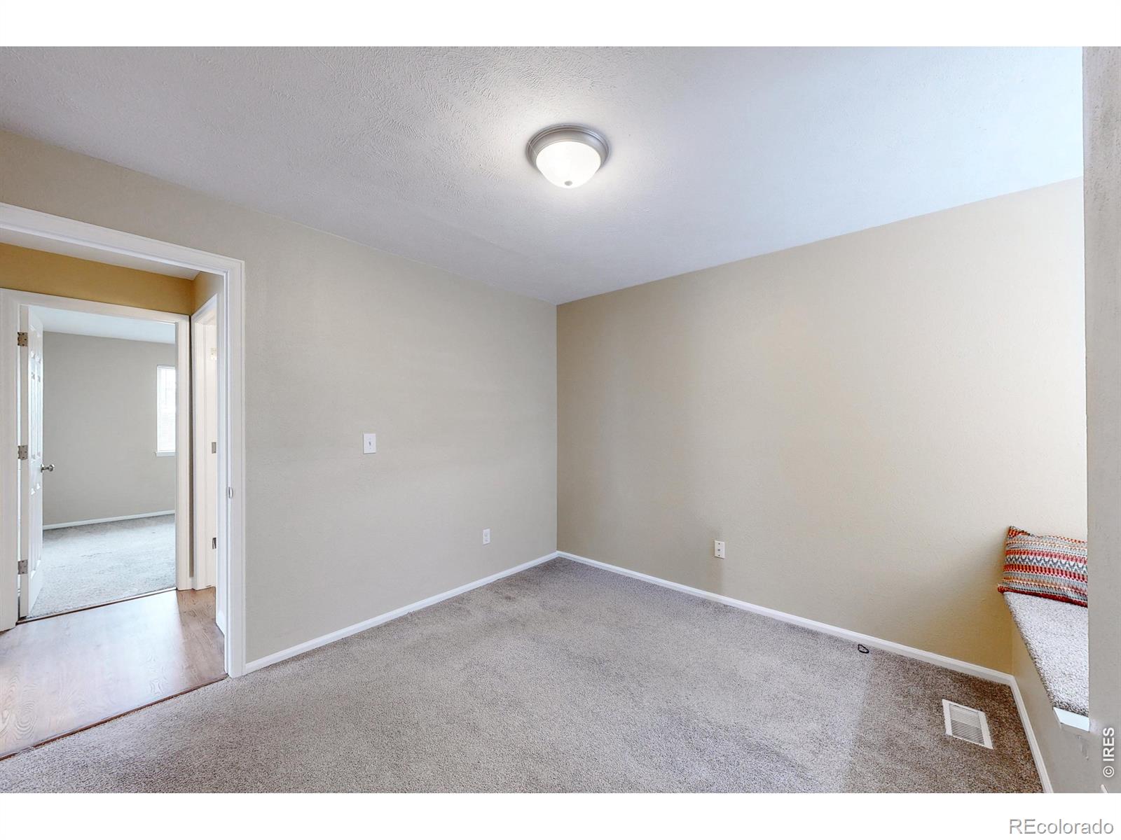 MLS Image #15 for 5047 e 112th court,thornton, Colorado