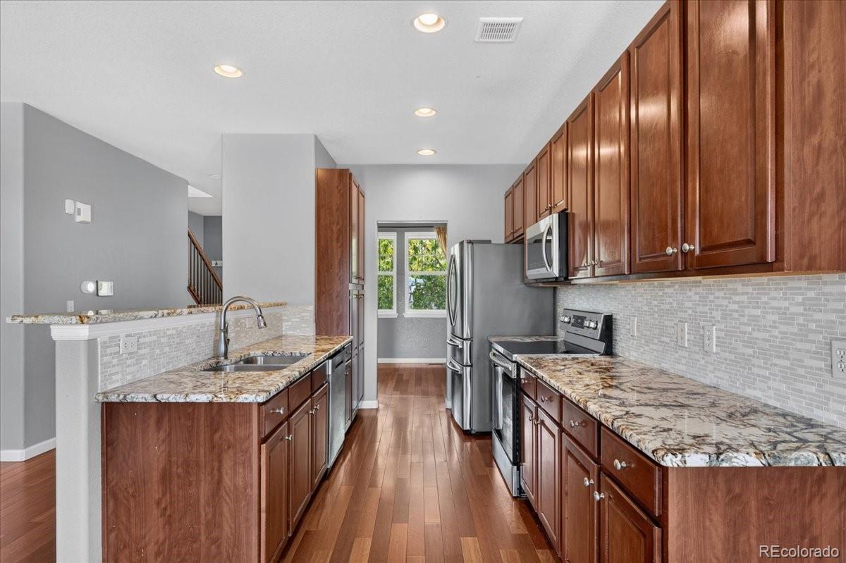 MLS Image #15 for 23661 e alabama drive,aurora, Colorado