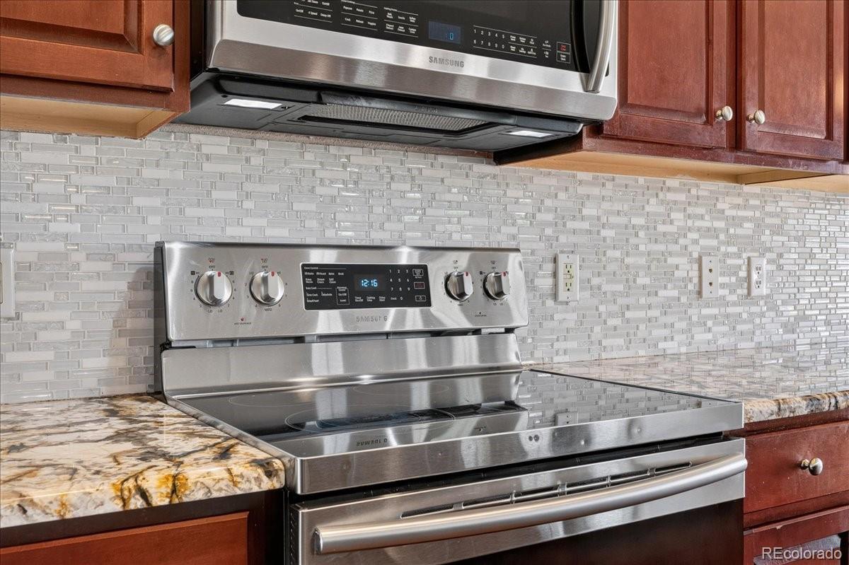 MLS Image #17 for 23661 e alabama drive,aurora, Colorado