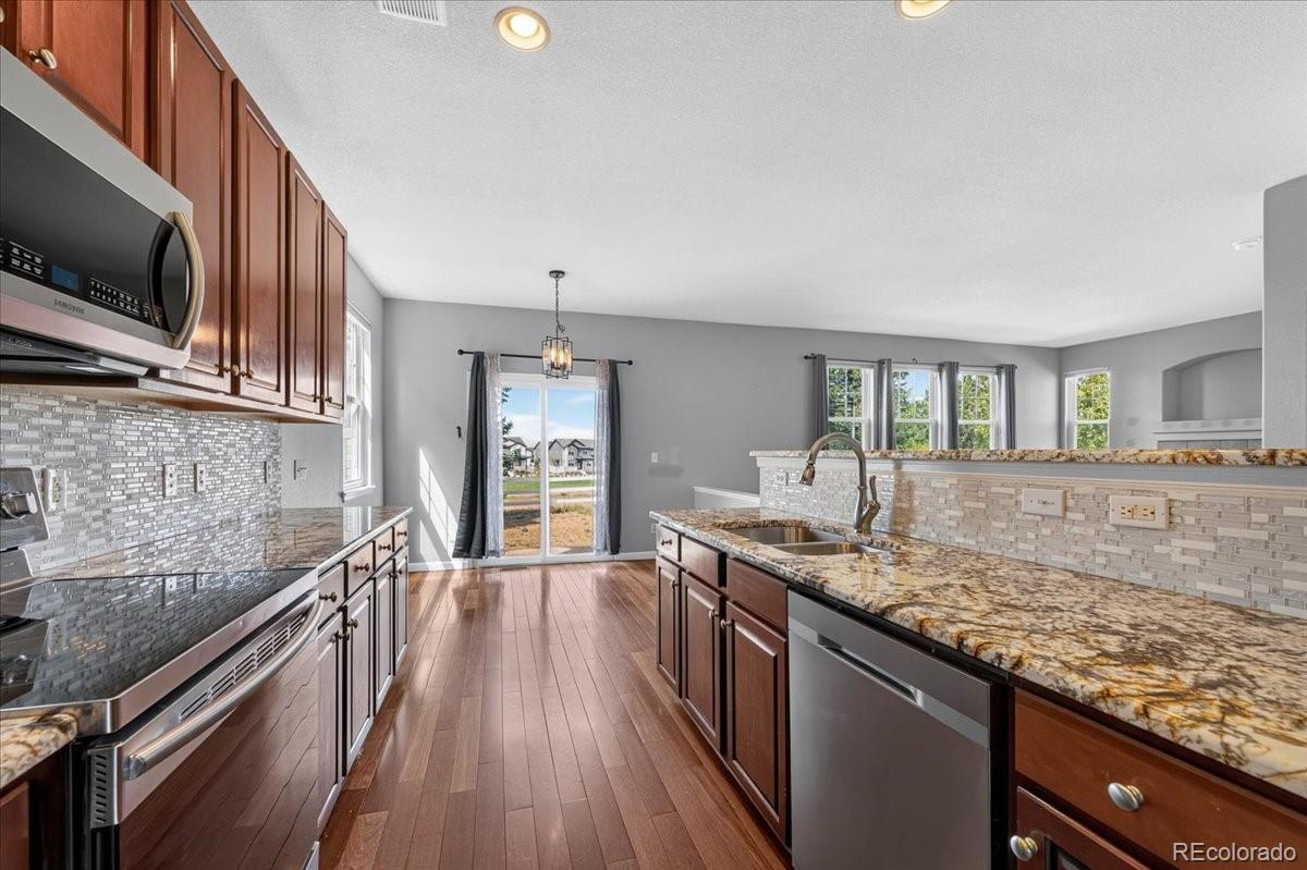 MLS Image #18 for 23661 e alabama drive,aurora, Colorado