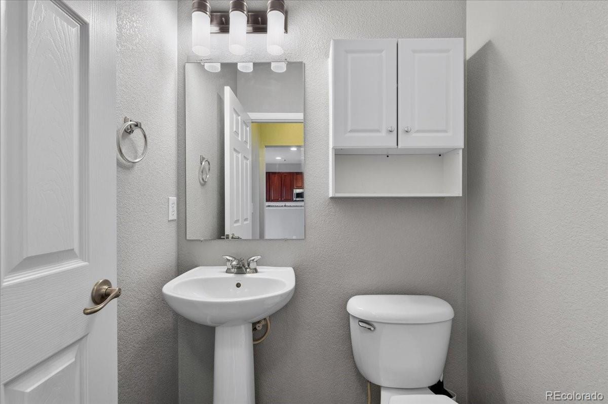 MLS Image #20 for 23661 e alabama drive,aurora, Colorado