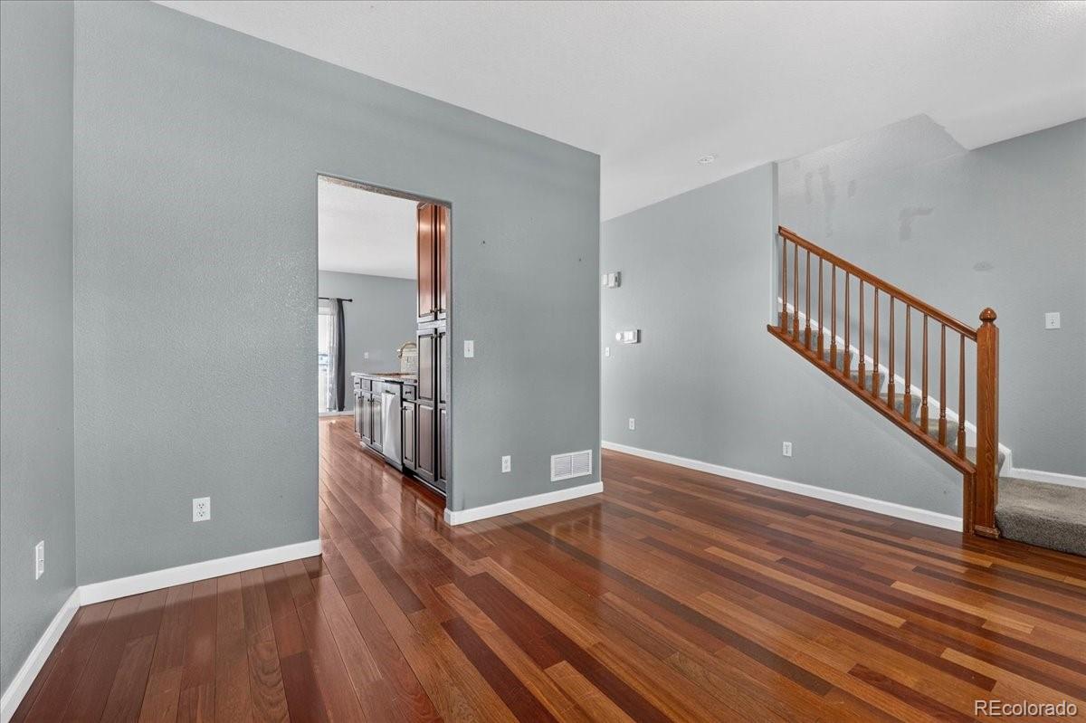 MLS Image #5 for 23661 e alabama drive,aurora, Colorado