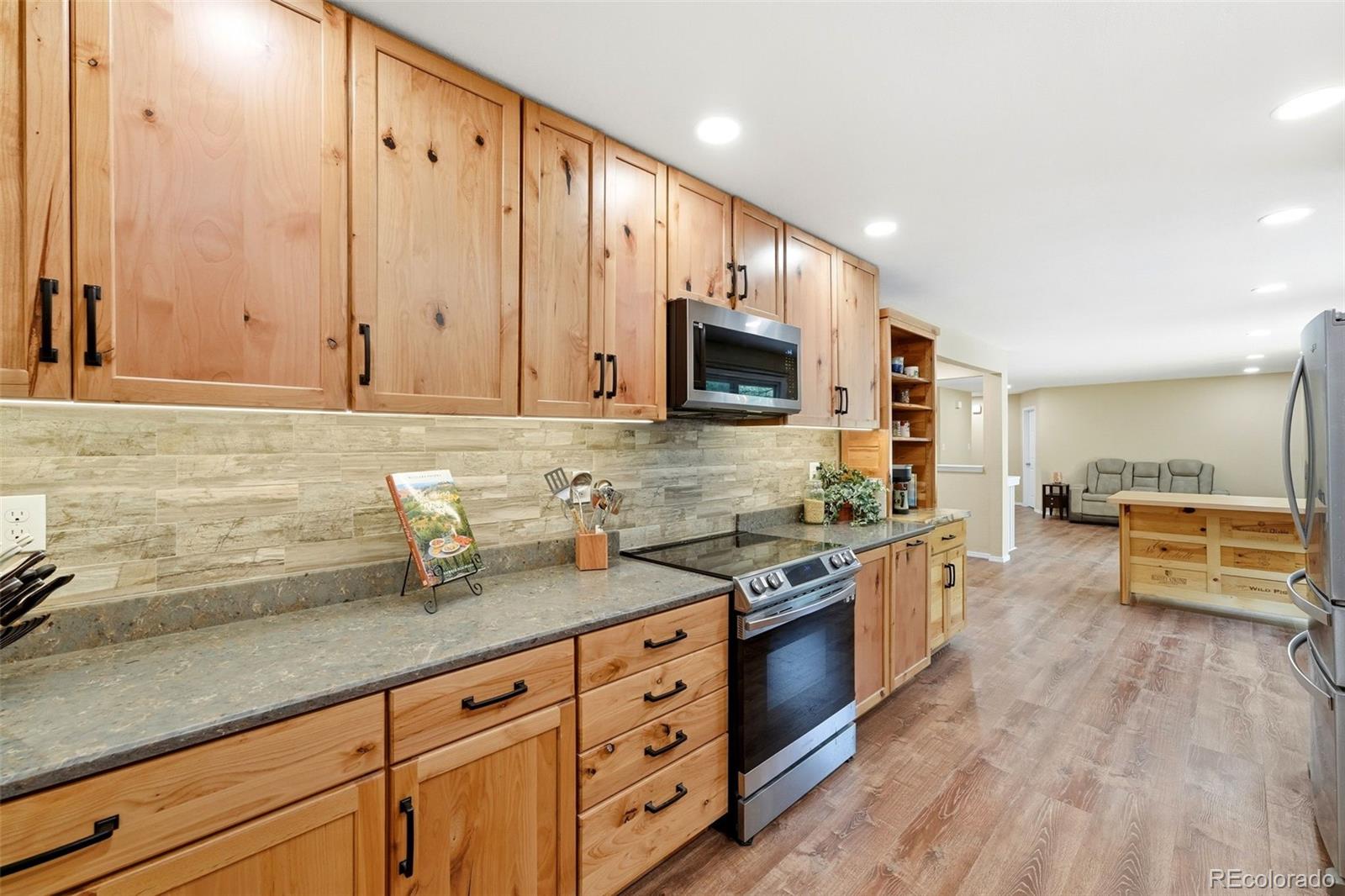 MLS Image #15 for 1145  garlock lane,colorado springs, Colorado