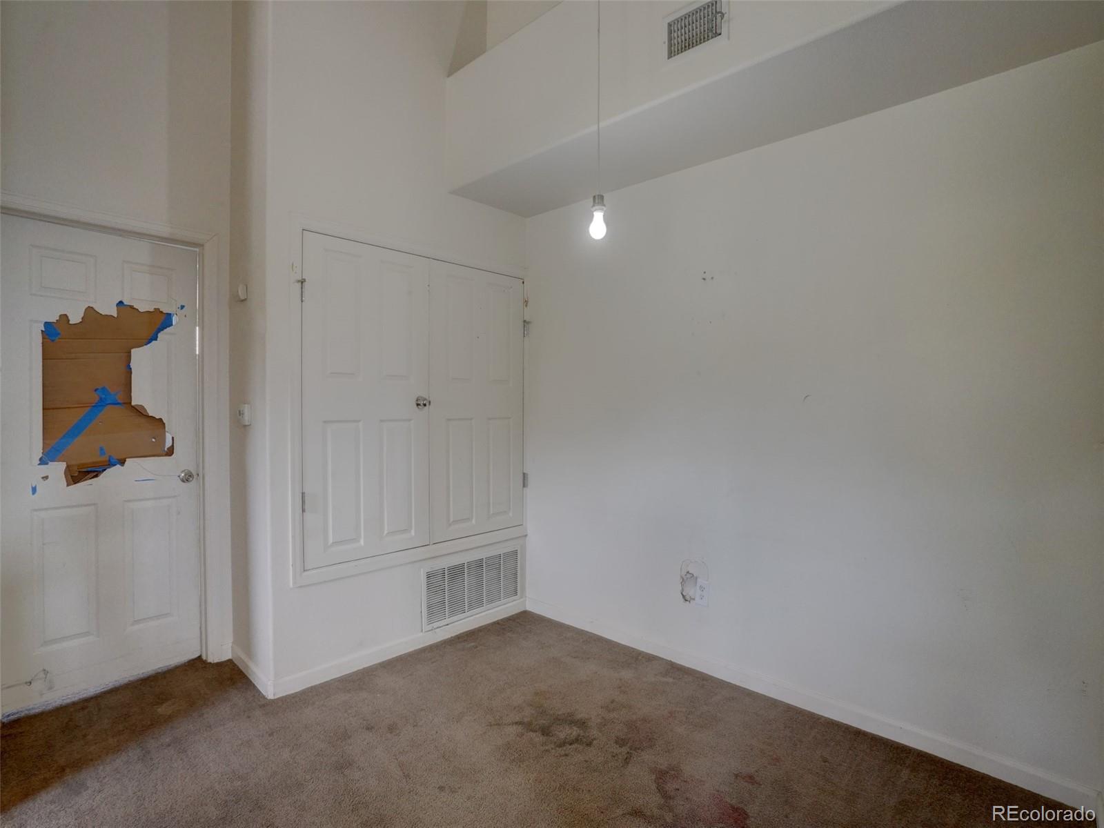 MLS Image #13 for 5800  tower road 1205,denver, Colorado
