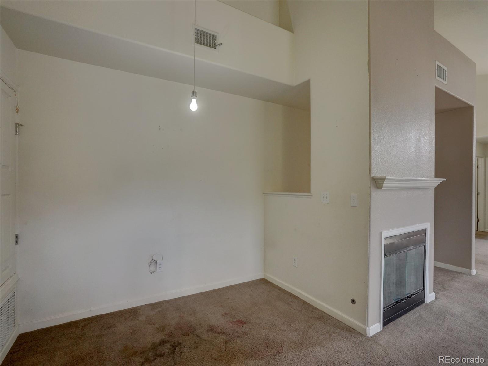 MLS Image #8 for 5800  tower road 1205,denver, Colorado