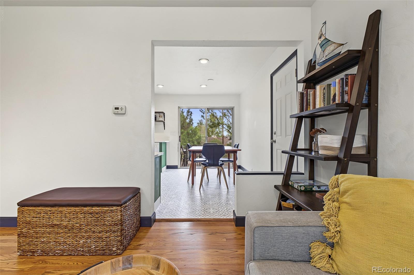 MLS Image #10 for 714 s xavier street,denver, Colorado