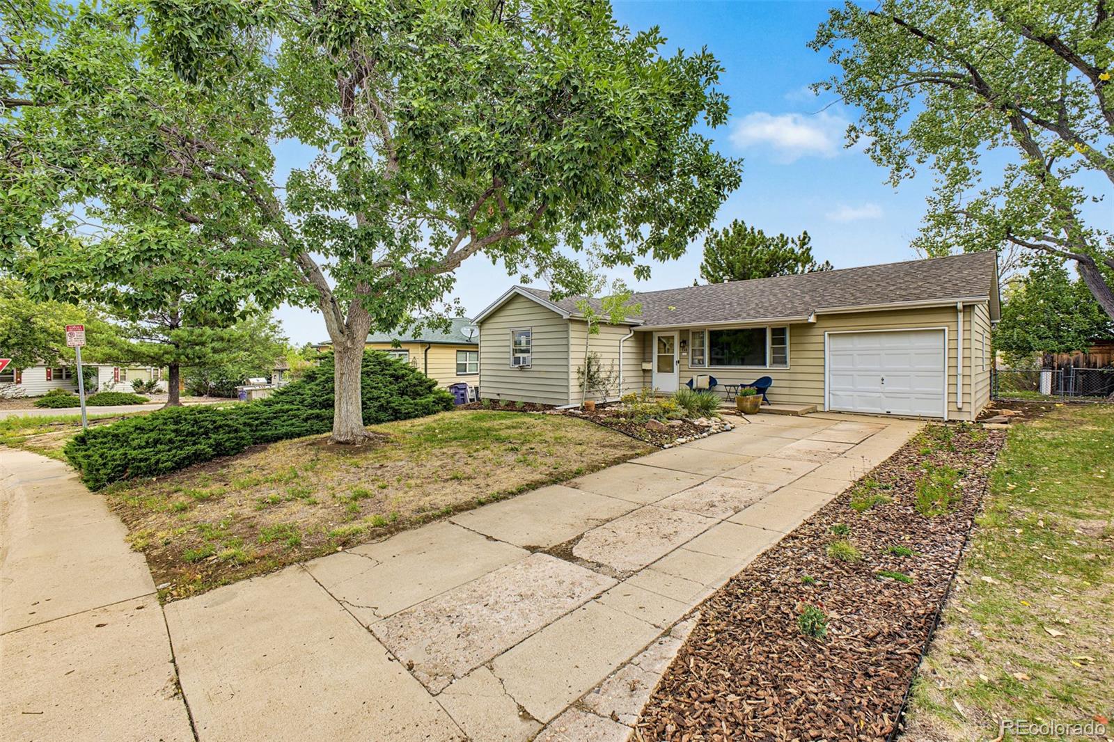 MLS Image #3 for 714 s xavier street,denver, Colorado