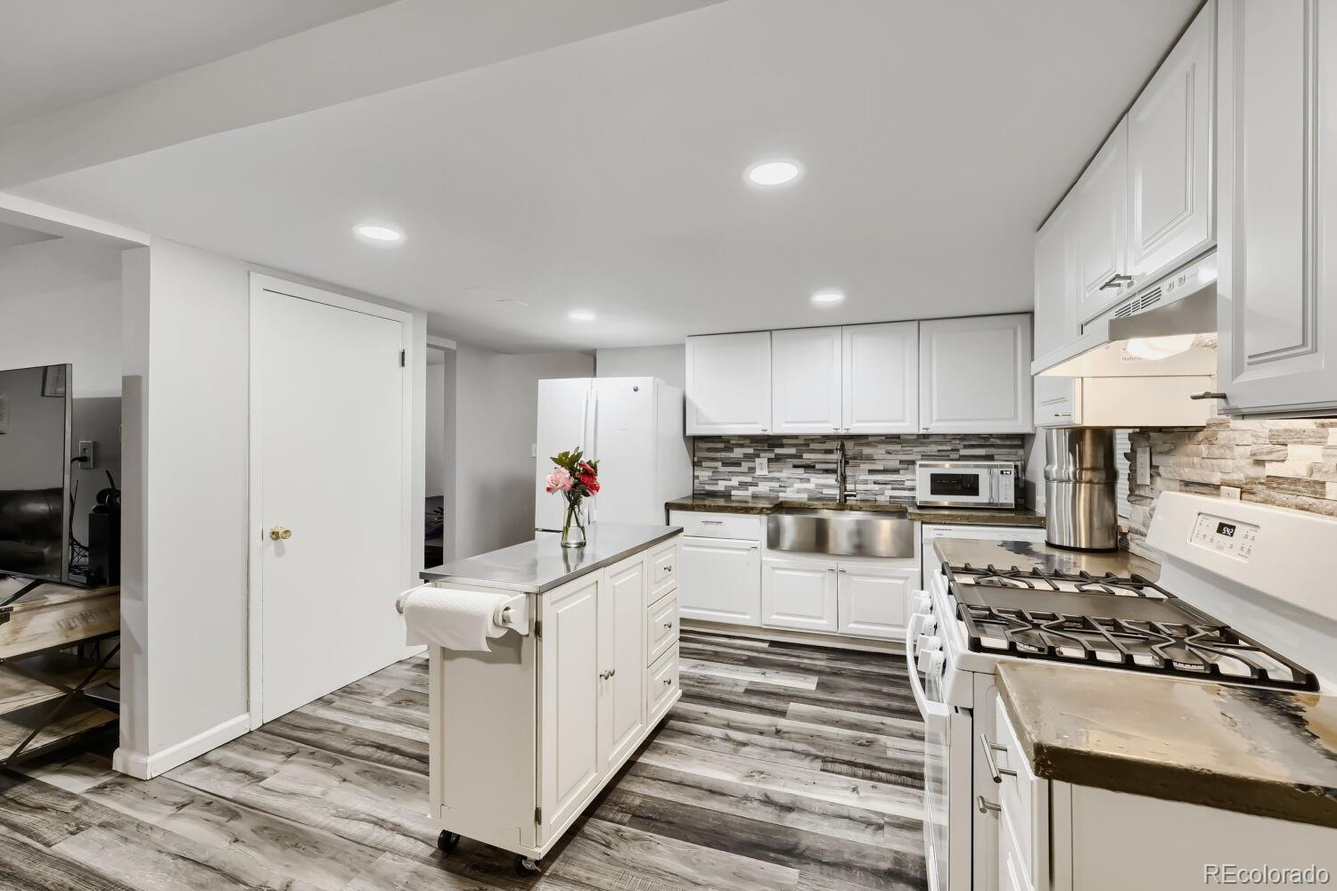 MLS Image #10 for 8438  fenton street,arvada, Colorado