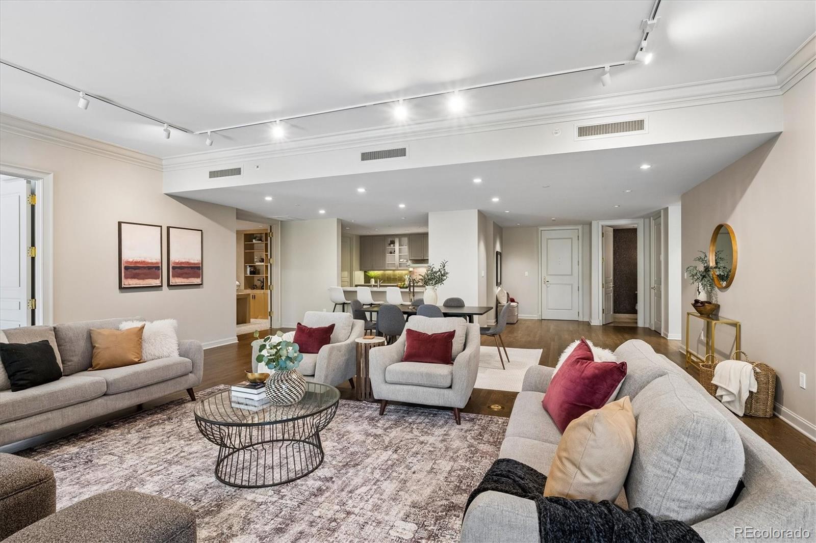 MLS Image #11 for 2400 e cherry creek south drive 306,denver, Colorado