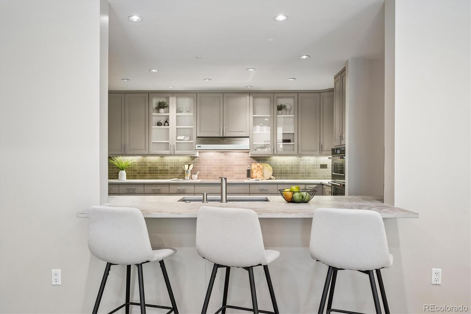 MLS Image #13 for 2400 e cherry creek south drive 306,denver, Colorado