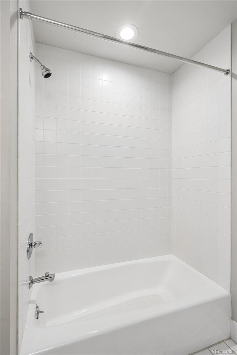 MLS Image #33 for 2400 e cherry creek south drive 306,denver, Colorado