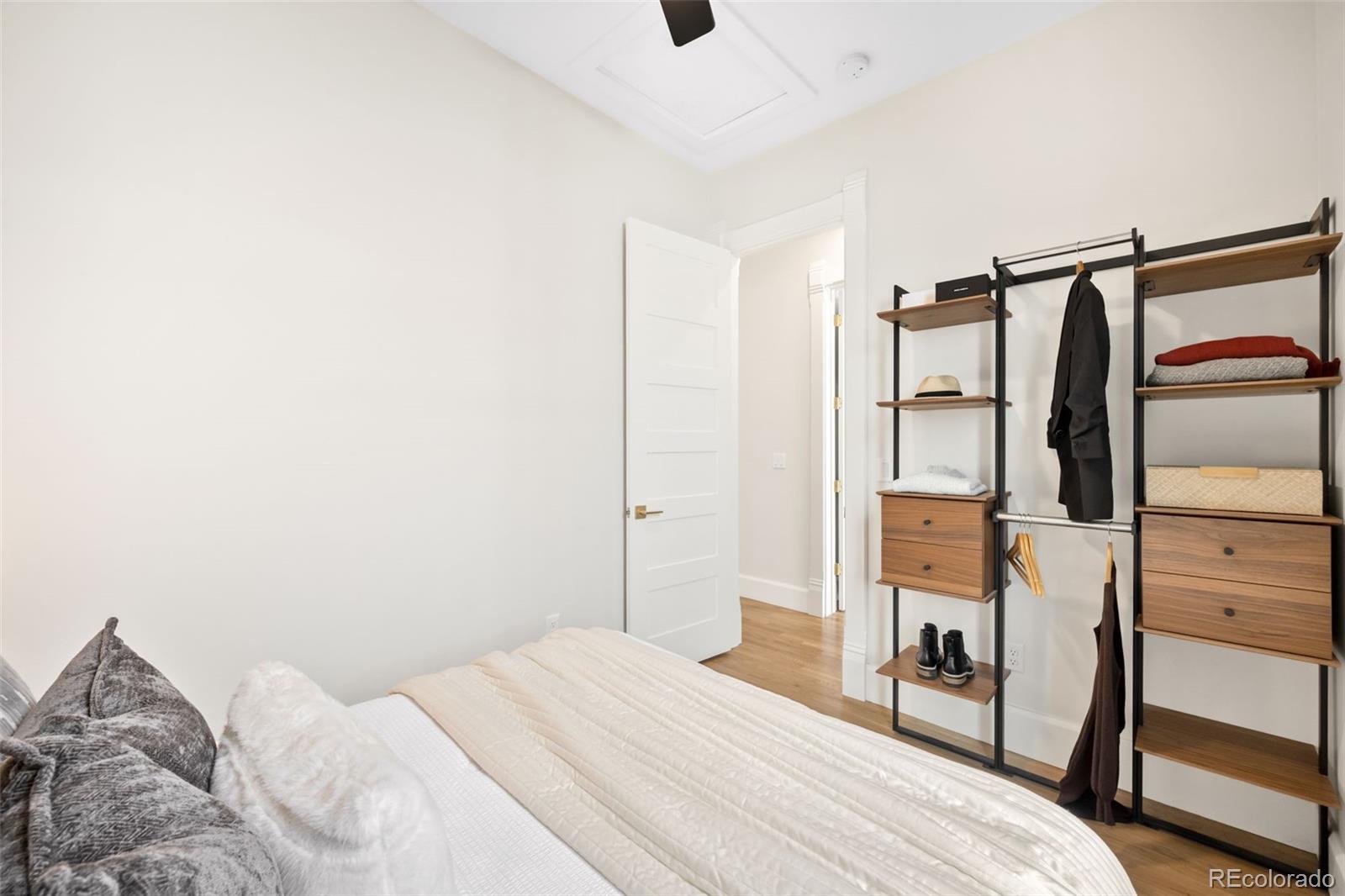 MLS Image #16 for 237  inca street,denver, Colorado