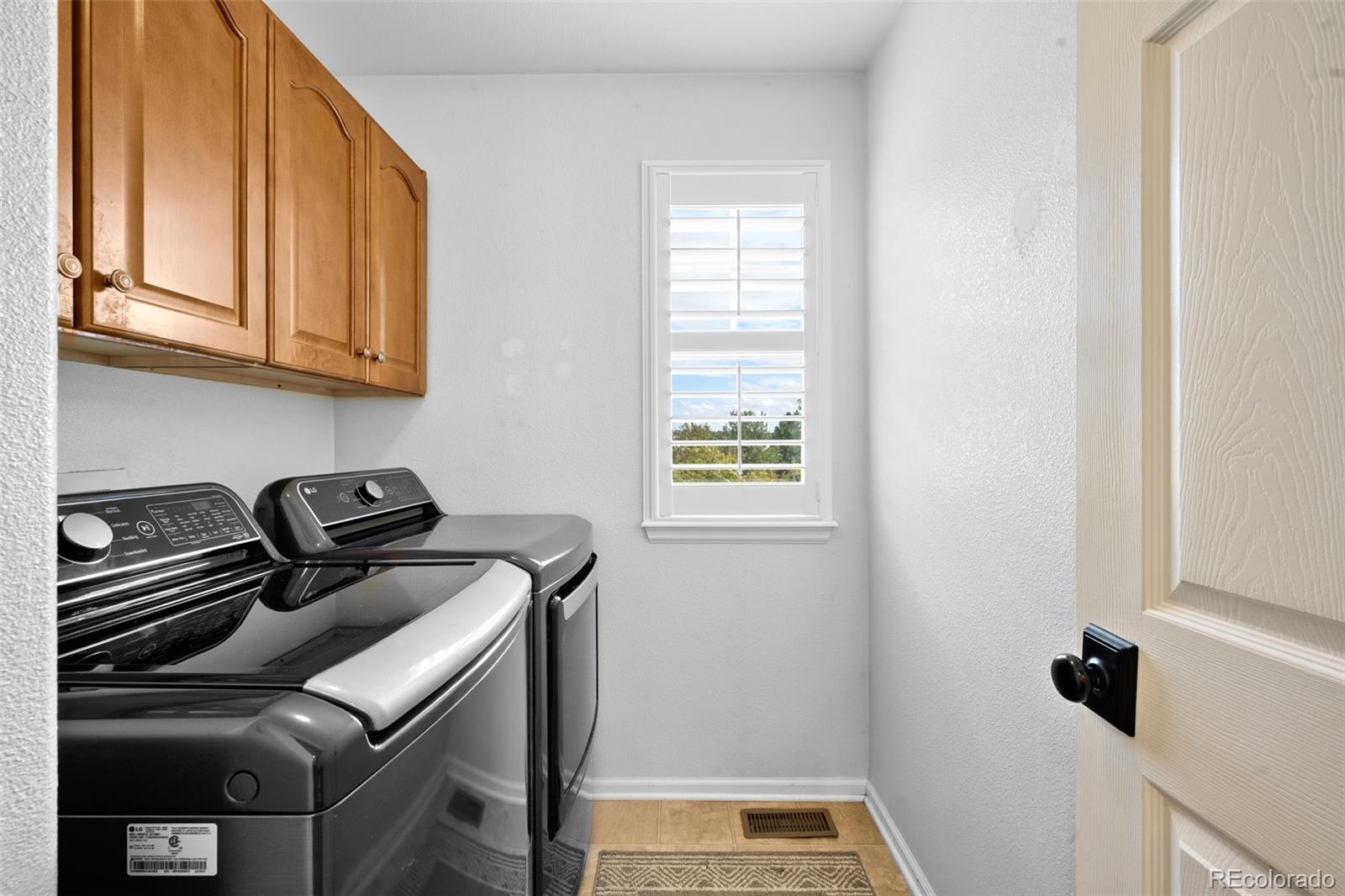 MLS Image #18 for 17382 e lake lane,aurora, Colorado