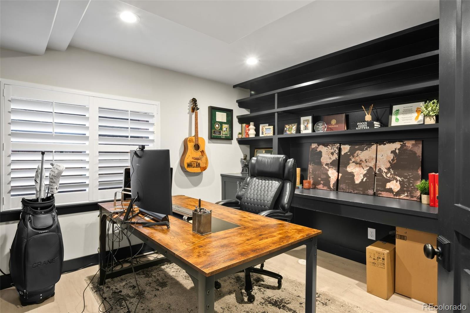 MLS Image #23 for 17382 e lake lane,aurora, Colorado