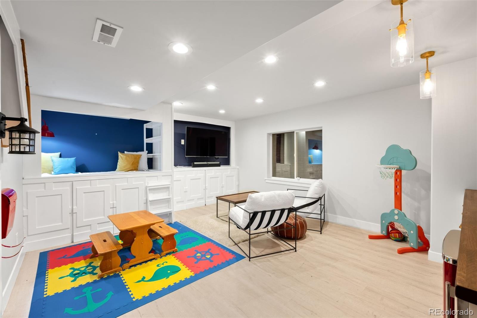 MLS Image #27 for 17382 e lake lane,aurora, Colorado
