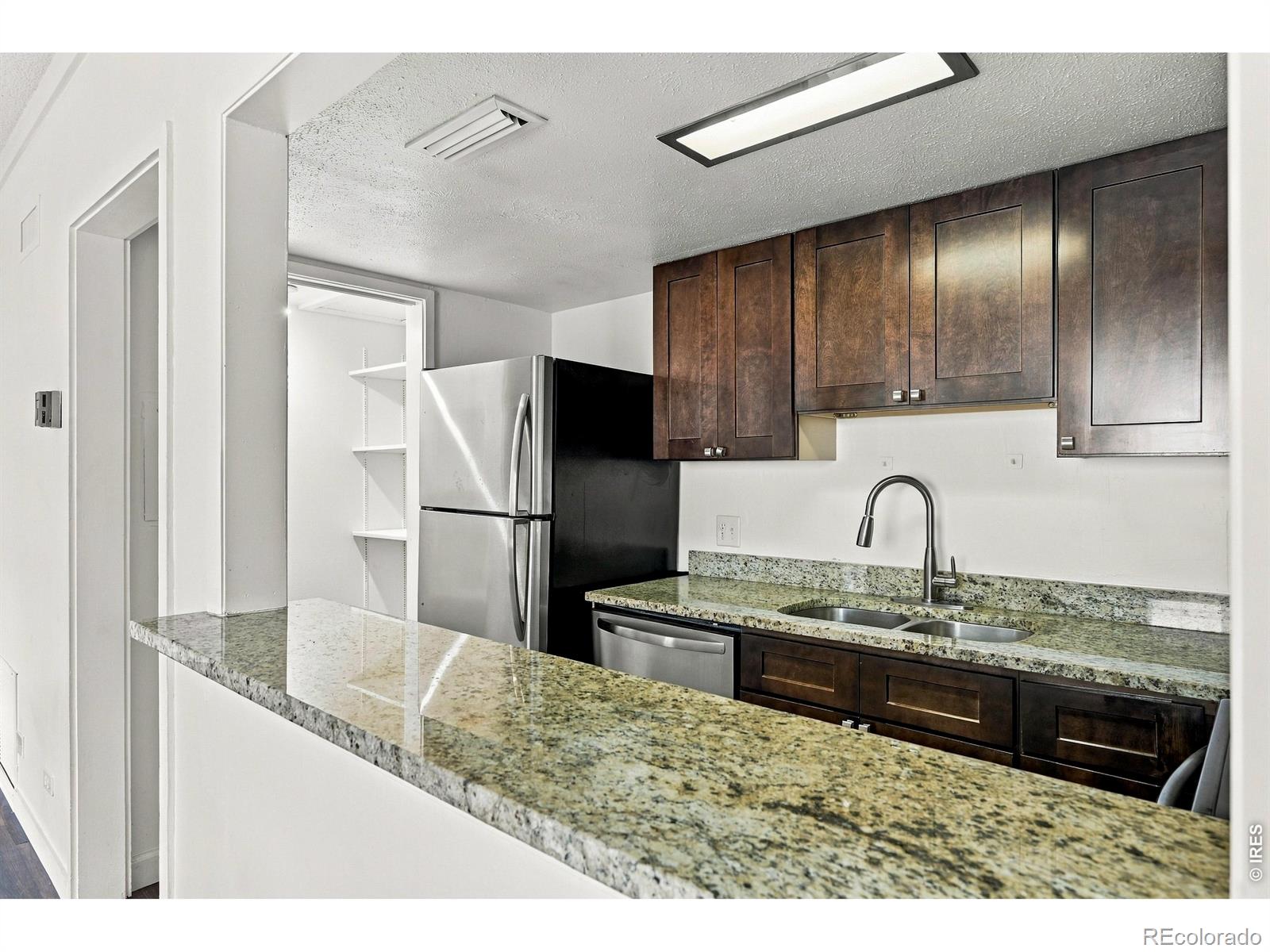 MLS Image #14 for 9995 e harvard avenue,denver, Colorado