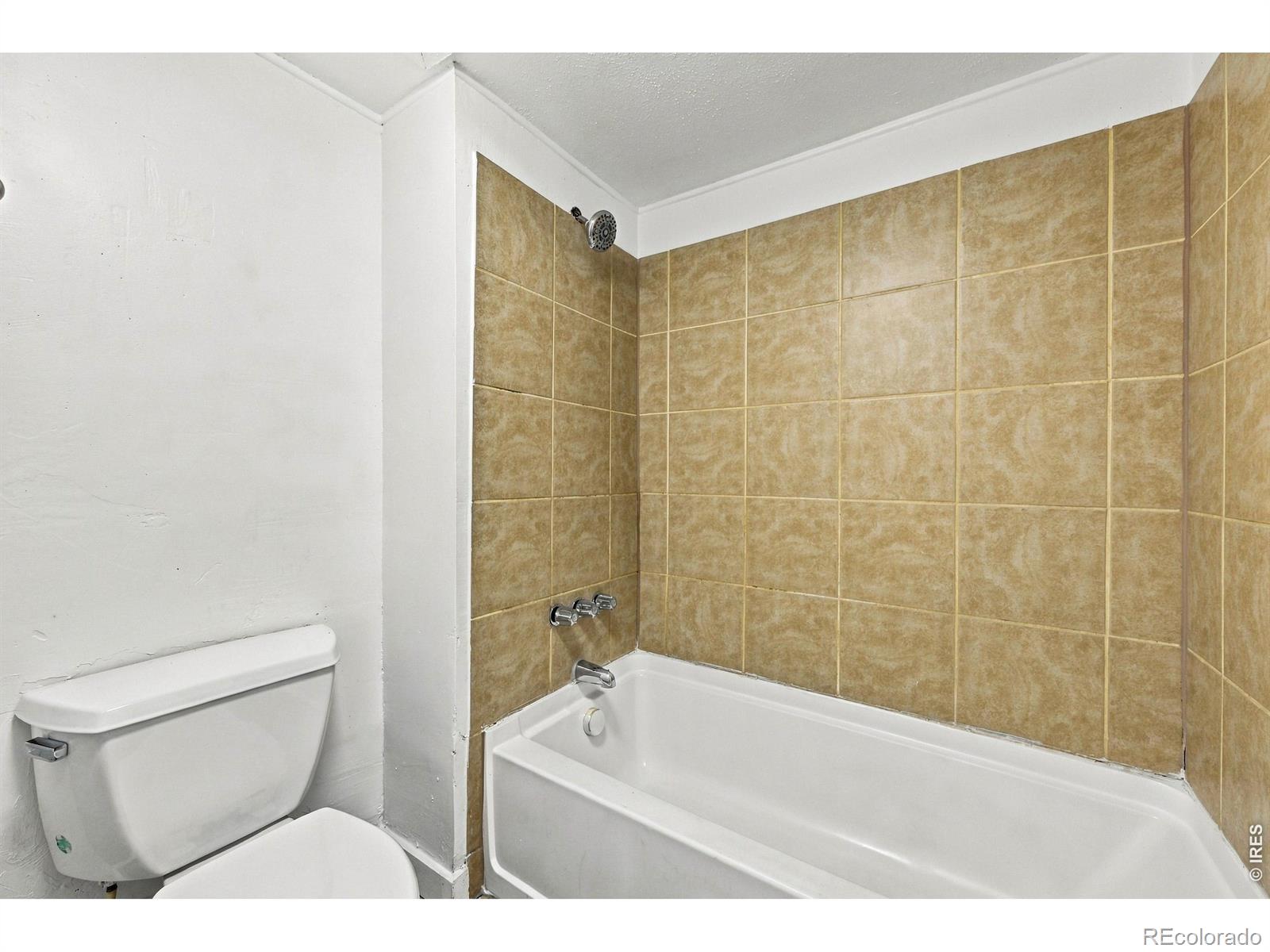 MLS Image #8 for 9995 e harvard avenue,denver, Colorado