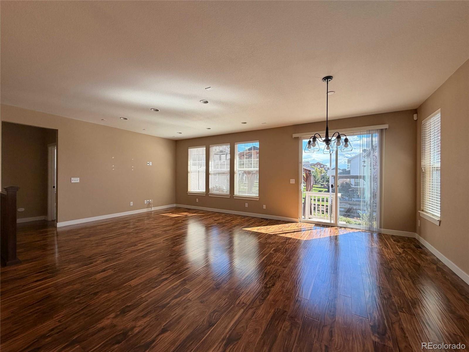 MLS Image #13 for 24336 e links place,aurora, Colorado