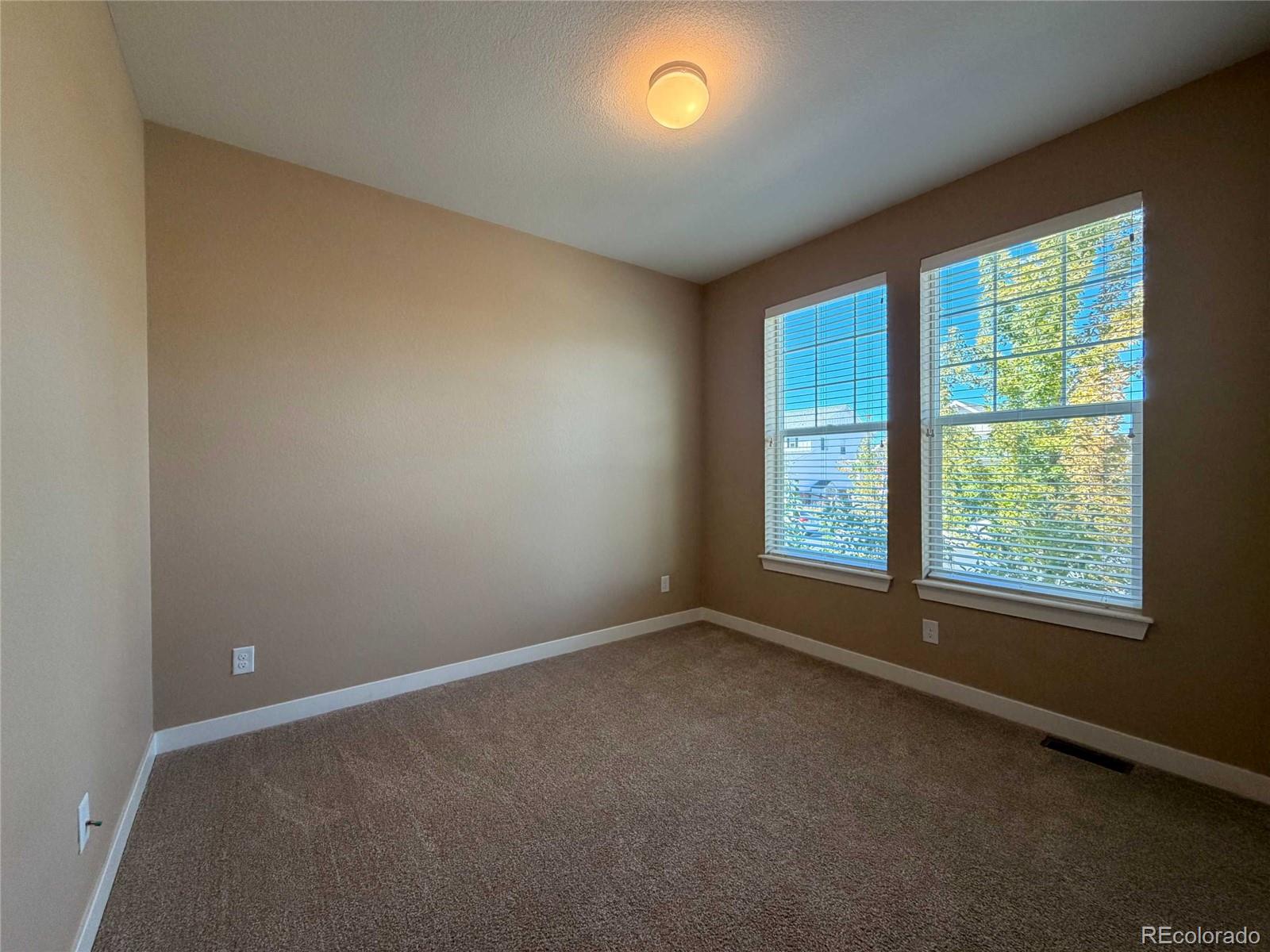 MLS Image #2 for 24336 e links place,aurora, Colorado