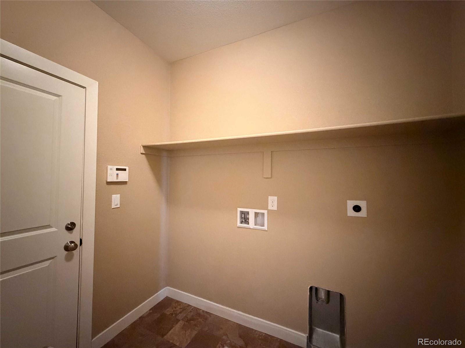 MLS Image #7 for 24336 e links place,aurora, Colorado