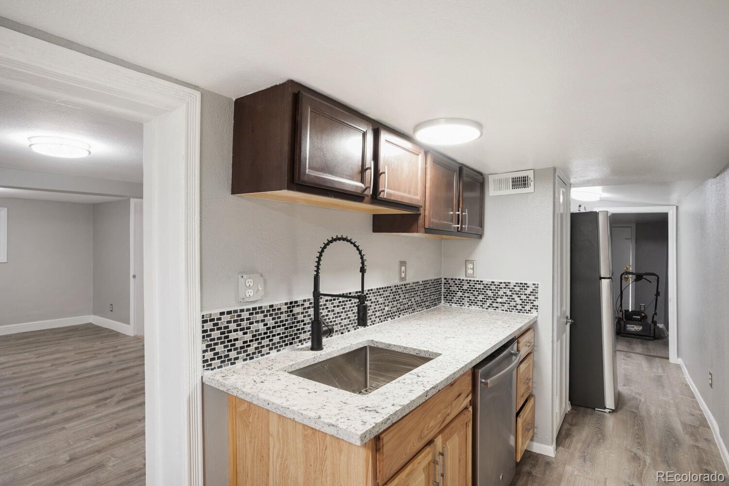 MLS Image #15 for 808 s jay court,denver, Colorado