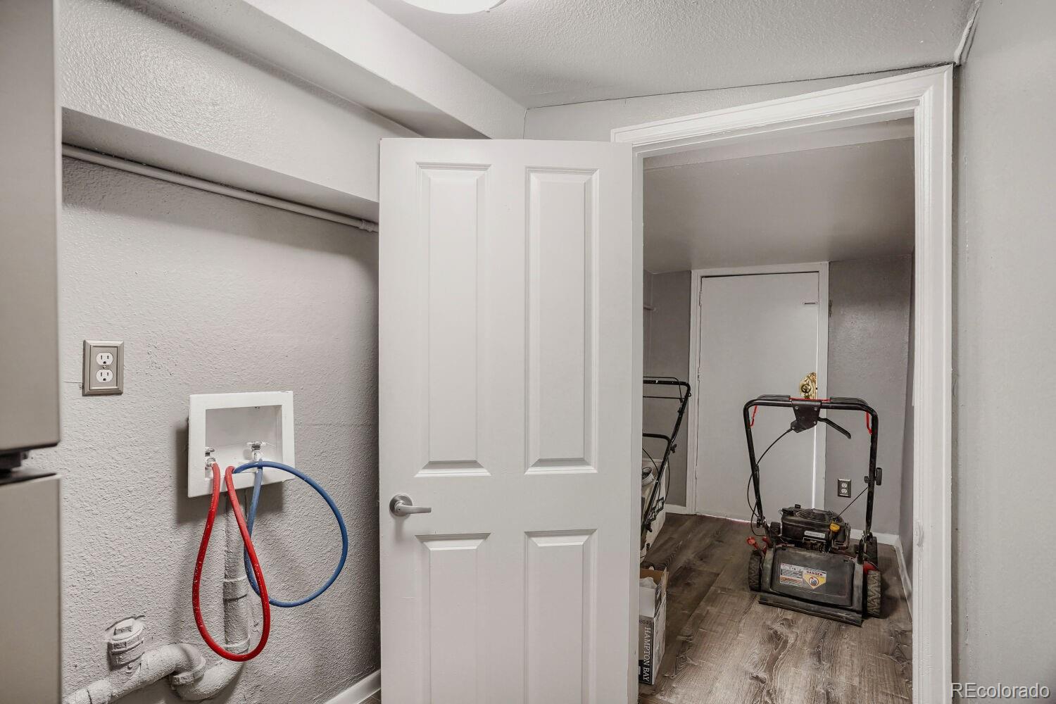 MLS Image #22 for 808 s jay court,denver, Colorado