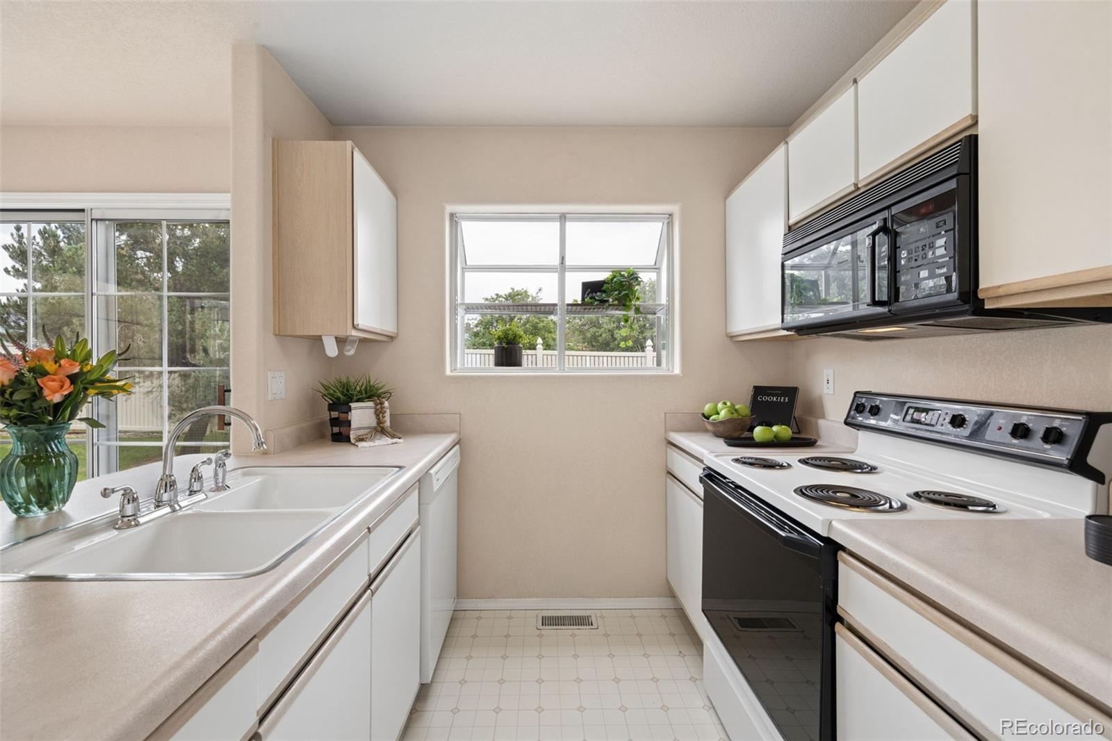 MLS Image #10 for 6237  colony circle ,colorado springs, Colorado
