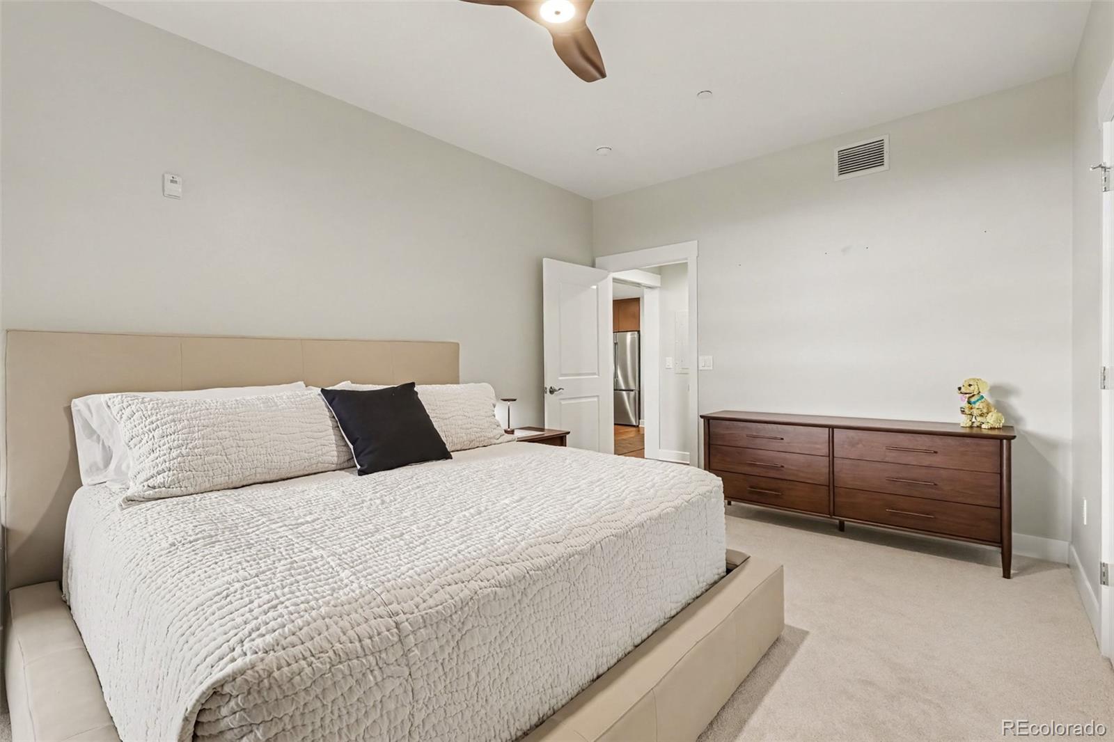 MLS Image #5 for 7220 w bonfils lane,lakewood, Colorado