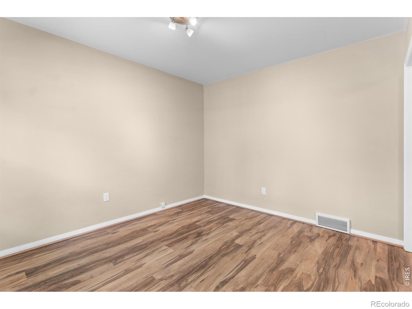 MLS Image #8 for 2060  bennington circle,fort collins, Colorado