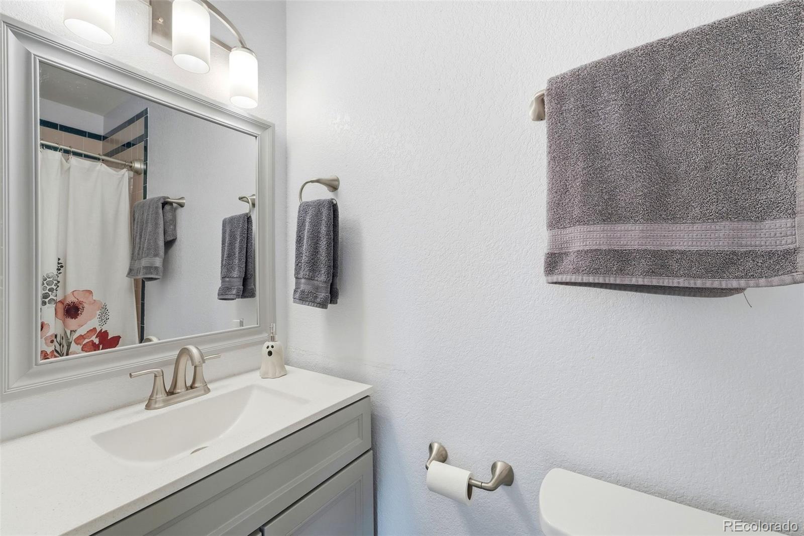 MLS Image #13 for 345  cheshire court,colorado springs, Colorado