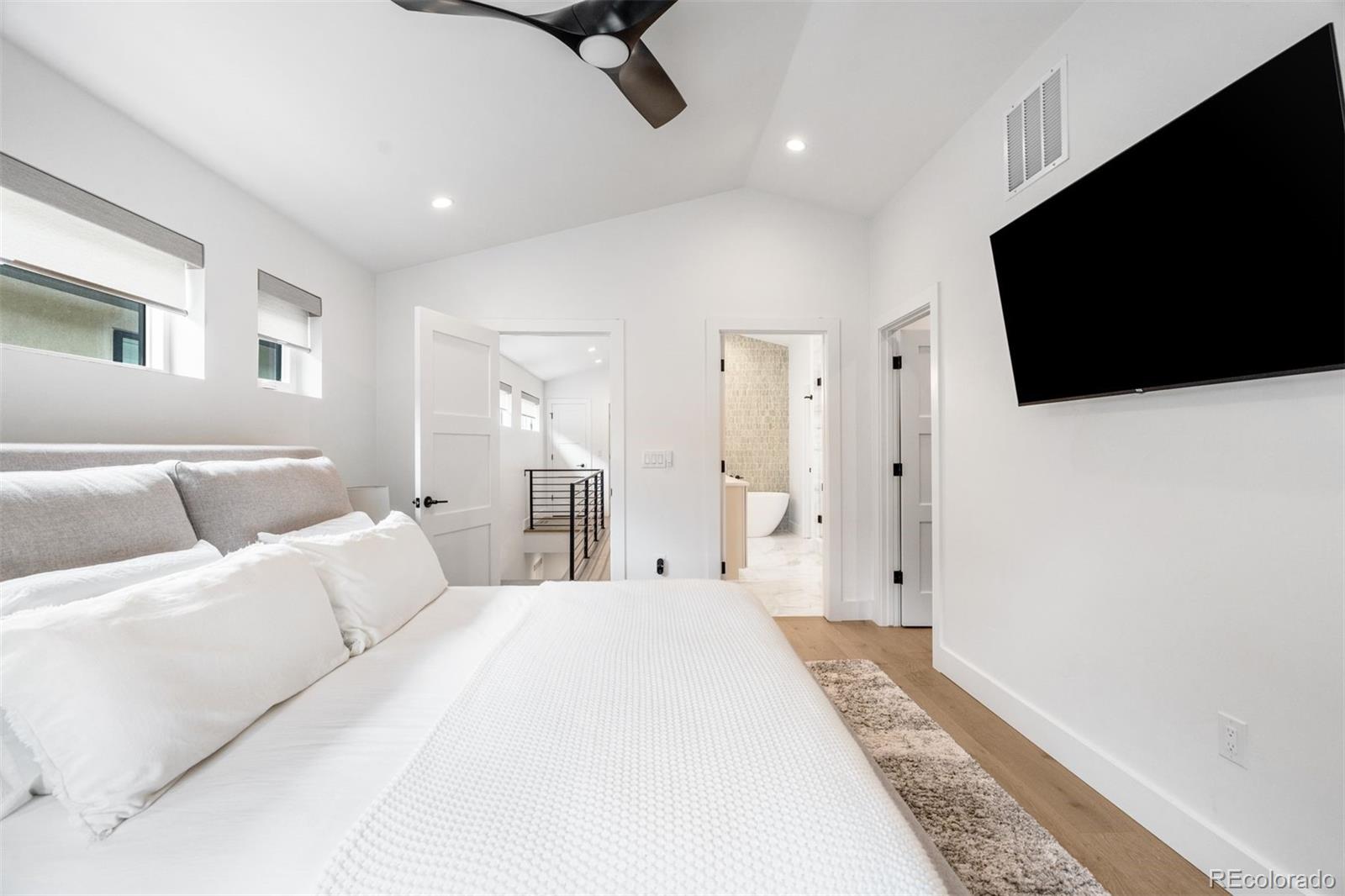 MLS Image #15 for 3270 w hayward place,denver, Colorado