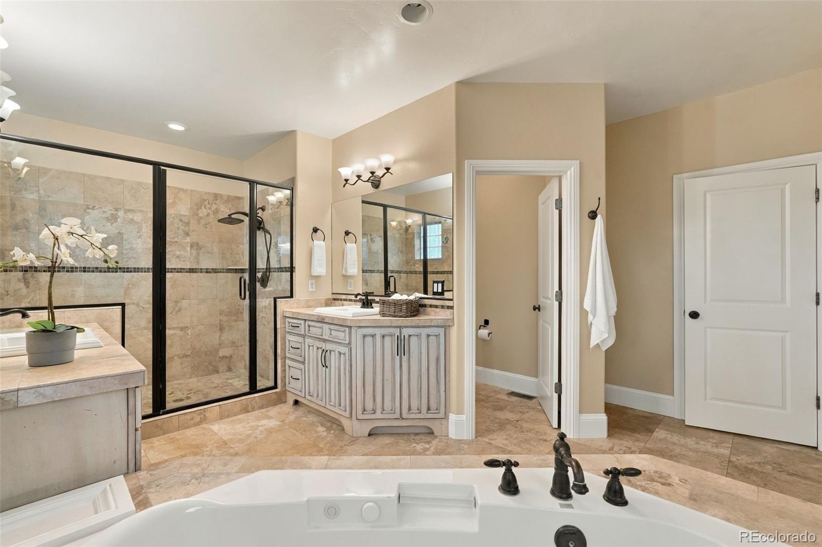 MLS Image #20 for 2854  shoshone trail,lafayette, Colorado