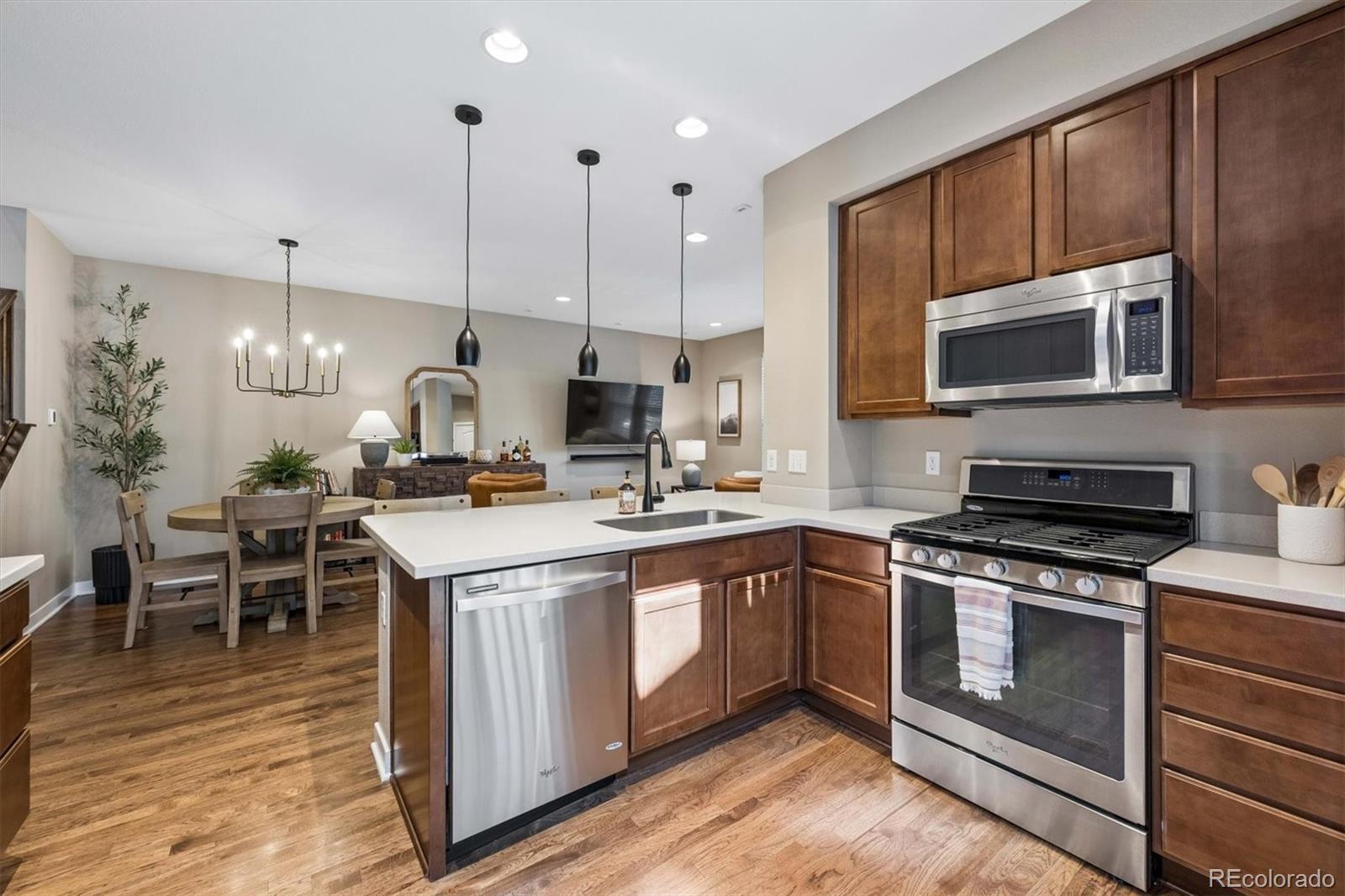 MLS Image #9 for 8468  redpoint way,broomfield, Colorado