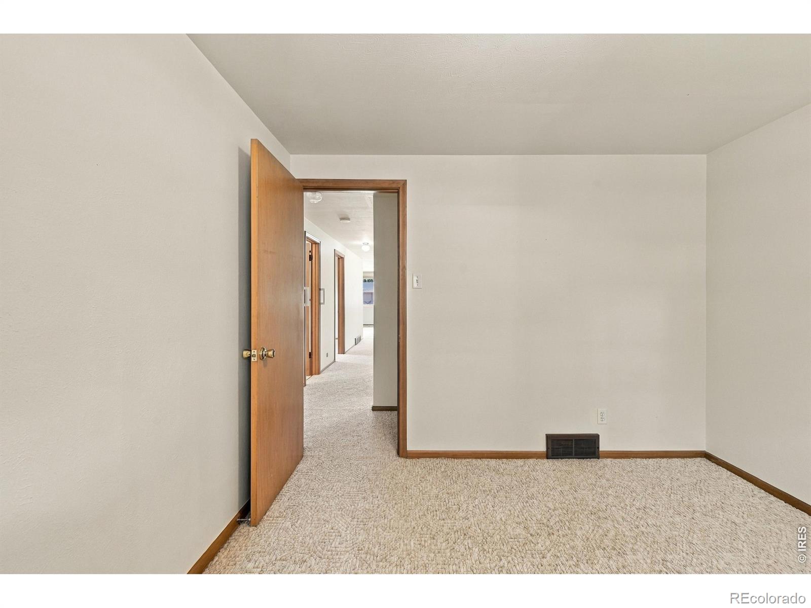 MLS Image #16 for 1220  sherman street,longmont, Colorado