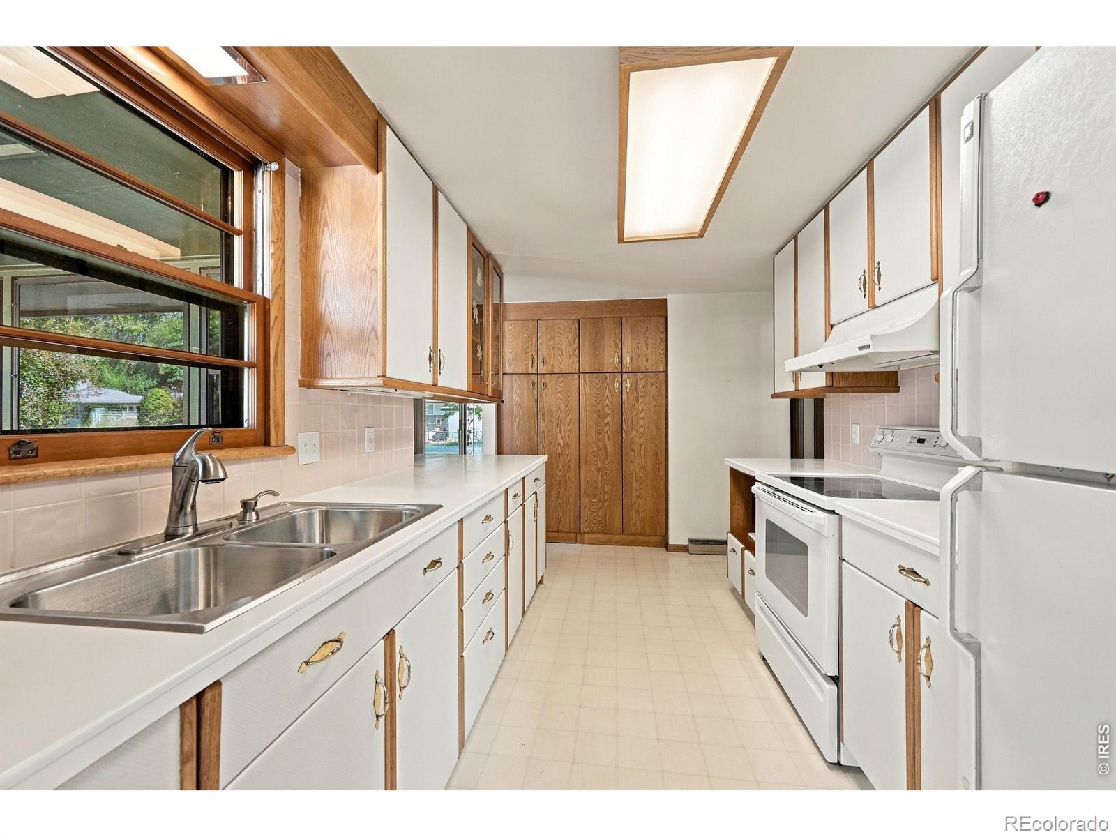 MLS Image #8 for 1220  sherman street,longmont, Colorado
